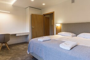 Royal Hill Residence