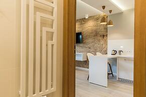 Royal Hill Residence