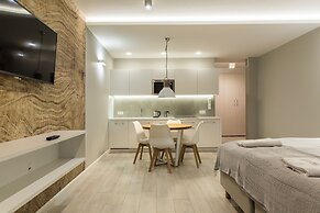 Royal Hill Residence