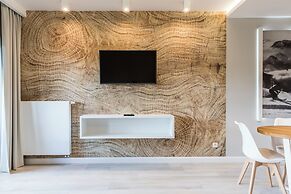 Royal Hill Residence