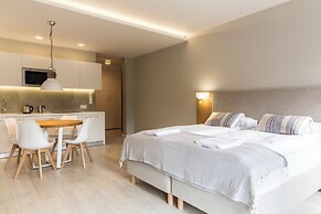 Royal Hill Residence