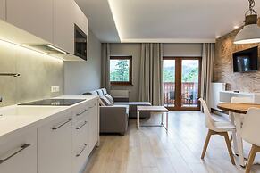 Royal Hill Residence