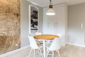 Royal Hill Residence