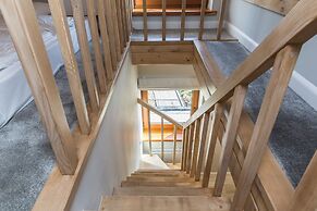 Royal Hill Residence