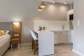 Royal Hill Residence