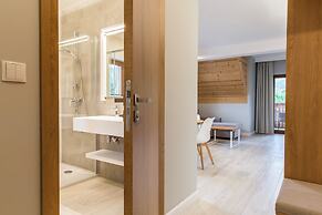 Royal Hill Residence