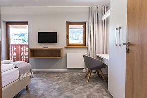 Royal Hill Residence