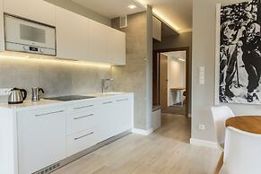 Royal Hill Residence