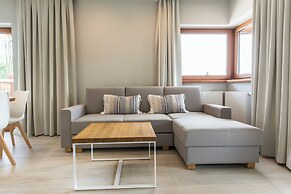 Royal Hill Residence