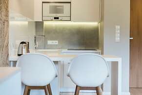 Royal Hill Residence