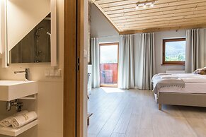 Royal Hill Residence