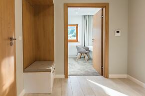 Royal Hill Residence