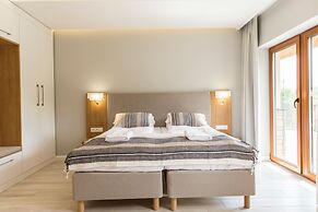 Royal Hill Residence