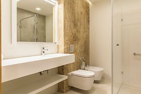 Royal Hill Residence