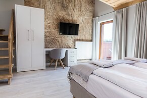 Royal Hill Residence