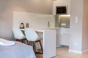 Royal Hill Residence