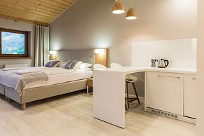 Royal Hill Residence