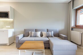 Royal Hill Residence