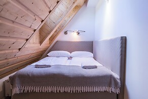 Royal Hill Residence