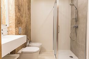 Royal Hill Residence