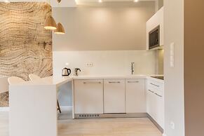 Royal Hill Residence