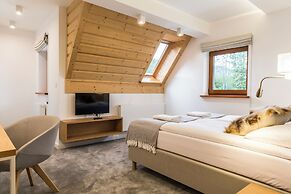 Royal Hill Residence