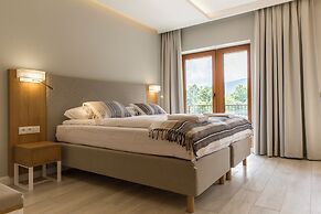 Royal Hill Residence