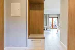 Royal Hill Residence