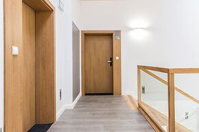 Royal Hill Residence