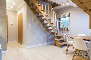 Royal Hill Residence