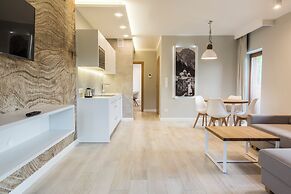 Royal Hill Residence