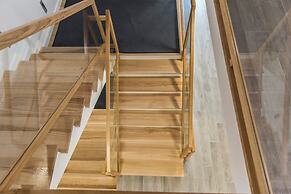 Royal Hill Residence