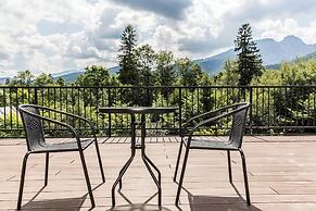 Royal Hill Residence