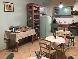 Achirina Bed and Breakfast