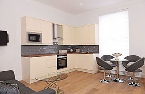 Bicknell House Hyde 1st