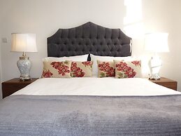 Bicknell House Hyde 1st