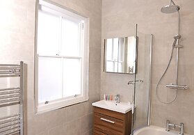 Bicknell House Hyde 1st