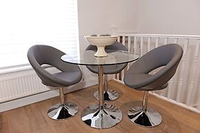 Bicknell House Hyde 1st