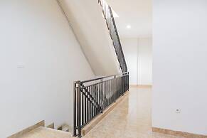 OYO 1519 Axl Residence