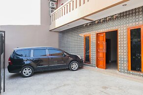 OYO 1519 Axl Residence