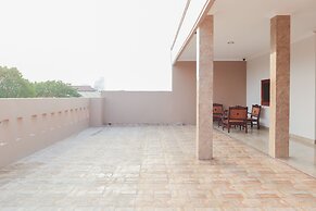 OYO 1519 Axl Residence