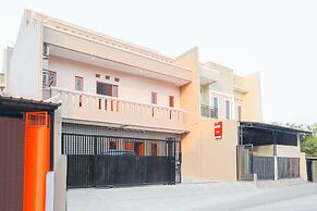 OYO 1519 Axl Residence