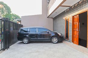 OYO 1519 Axl Residence