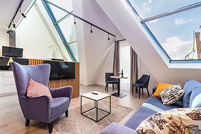 Odrzańska Residence by Boogie Apartments