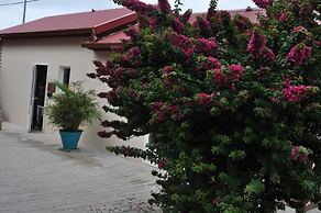 La Croisee Des Sentiers