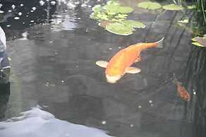 La Croisee Des Sentiers