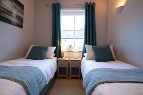 Silverdale Mews