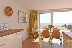 Pevensey Beach Retreat