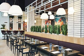 Kinley Cincinnati Downtown, a Tribute Portfolio Hotel