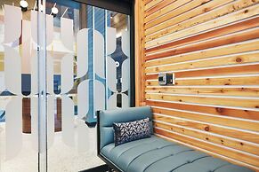 Kinley Cincinnati Downtown, a Tribute Portfolio Hotel